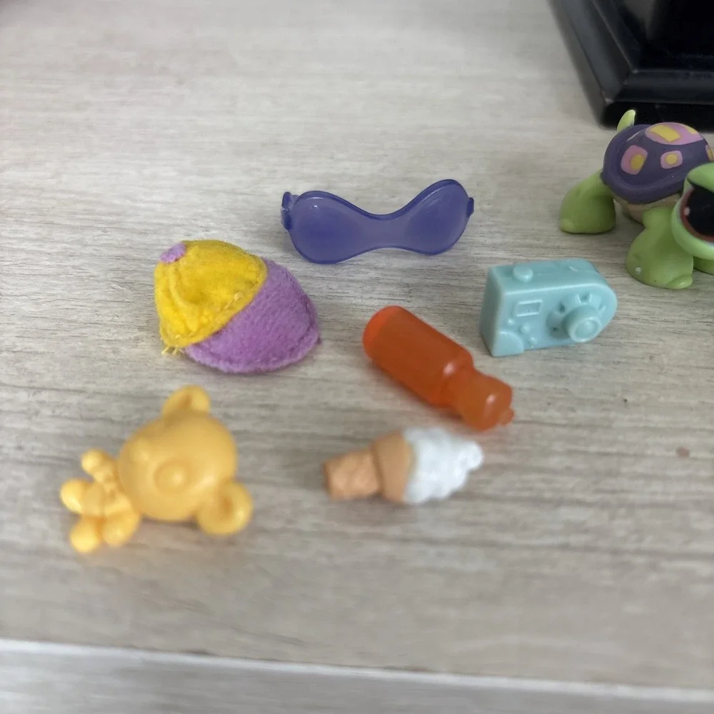 Littlest Pet Shop Sportiest 'Sweet 'n Neat' #564 #565 #566 #567‎ accessories LPS